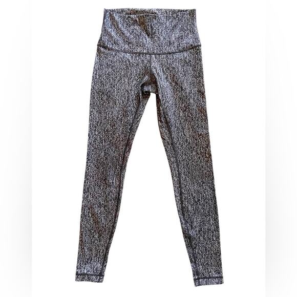 Lululemon High Times Pant
Luon Suited Jacquard Black White - Picture 1 of 11